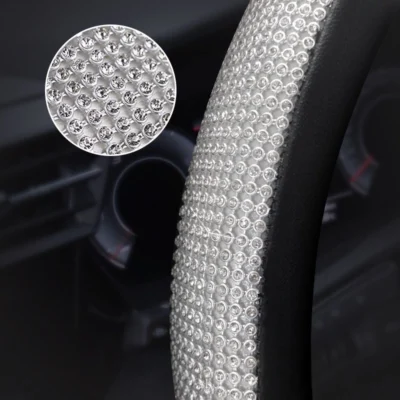 Bọc vô lăng đính đá - Dáng chữ D Đá đa giác được cắt mài tinh xảo